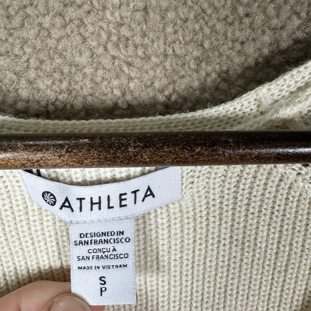 Athleta V-Neck Sweater Womens Small Cream Ribbed Raglan Long Sleeve Pullover